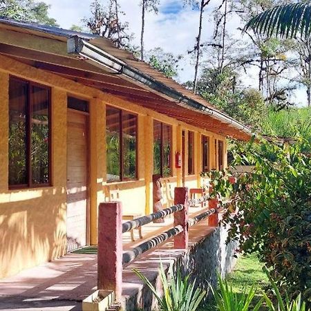 Mindo Loma Bird Lodge Екстериор снимка