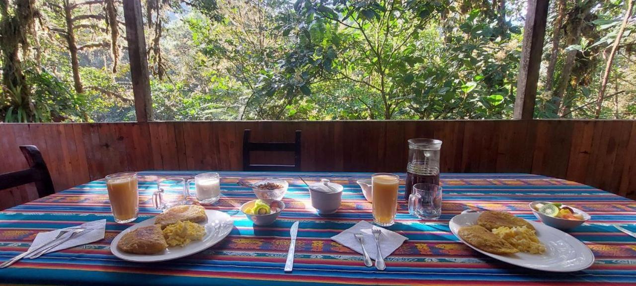 Mindo Loma Bird Lodge Екстериор снимка